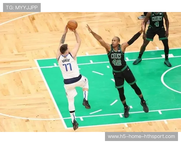 独行侠塔图姆赛前动向引媒体预测：未来之星的潜力与挑战