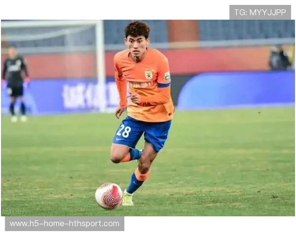 俱乐部在青训基地发现潜力新星并予以重点培养，俱乐部青训条件