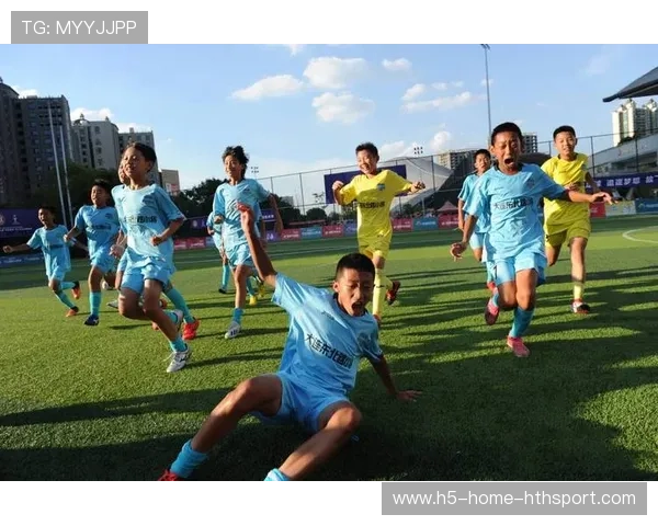 足球观察：青训新未来路在何方？，足球青训大纲全文