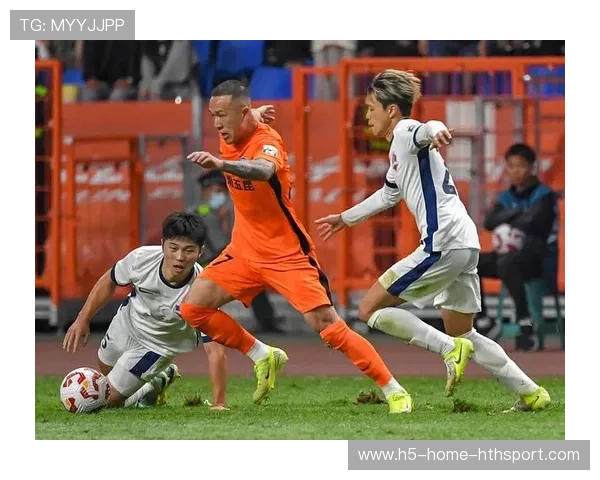 云南玉昆前场高压收效显著,频频断球得手