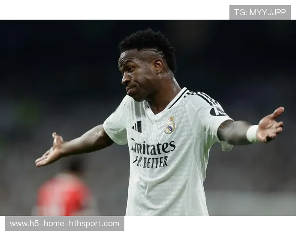 维尼修斯边路突破传中，皇马后点包抄得手